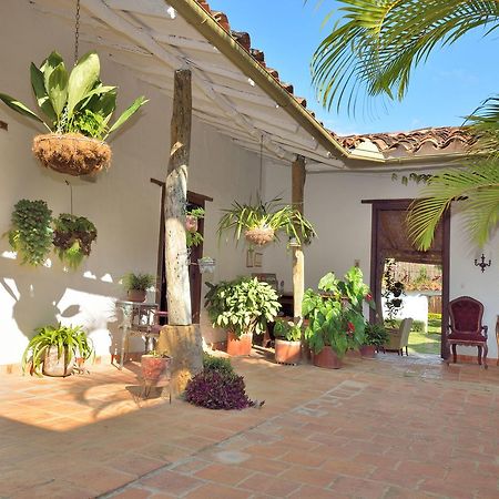 Hotel Casa Palosanto ซาปาโตกา ภายนอก รูปภาพ